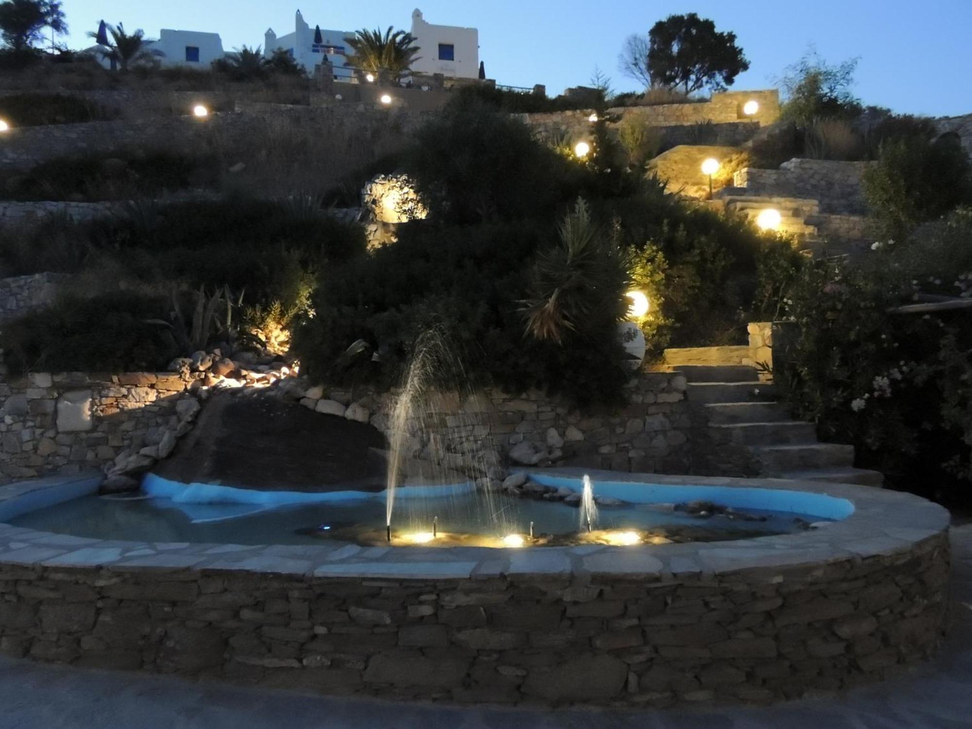 Filoxenia By Grispos Villas Schoinoussa Exterior foto